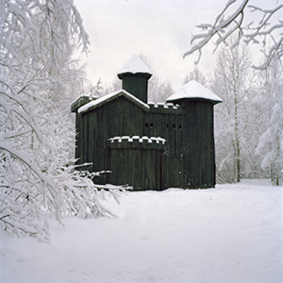 Инсталляция «Замок» в рамках проекта «Загородные практики»