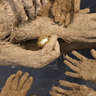 ХО ГУЙ «НЕСЁТСЯ»