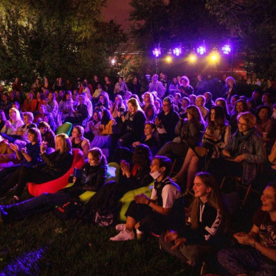 «Ночь в музее 2022» в Бахрушинском: поэтический перформанс и вечер классической музыки