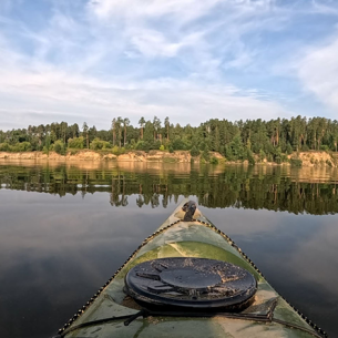 Искусство на берегу Камы. Резиденция и выставка на плавучем дебаркадере в Набережных Челнах