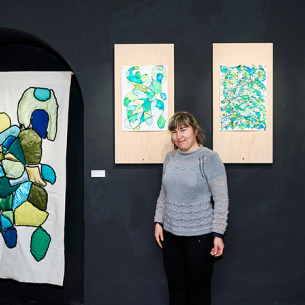 Выставка «Взаимосвязано»: как «Новые городские художники» соединяют прошлое и настоящее через текстиль