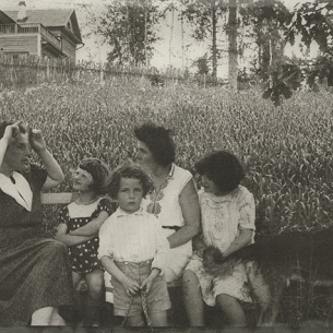 Мультимедиа Арт Музей, Москва представляет выставку Алексея Веселовского «Река времени»