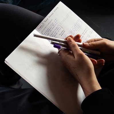 Фонд MaxArt запустил книжный клуб на базе арт-резиденции в Перми